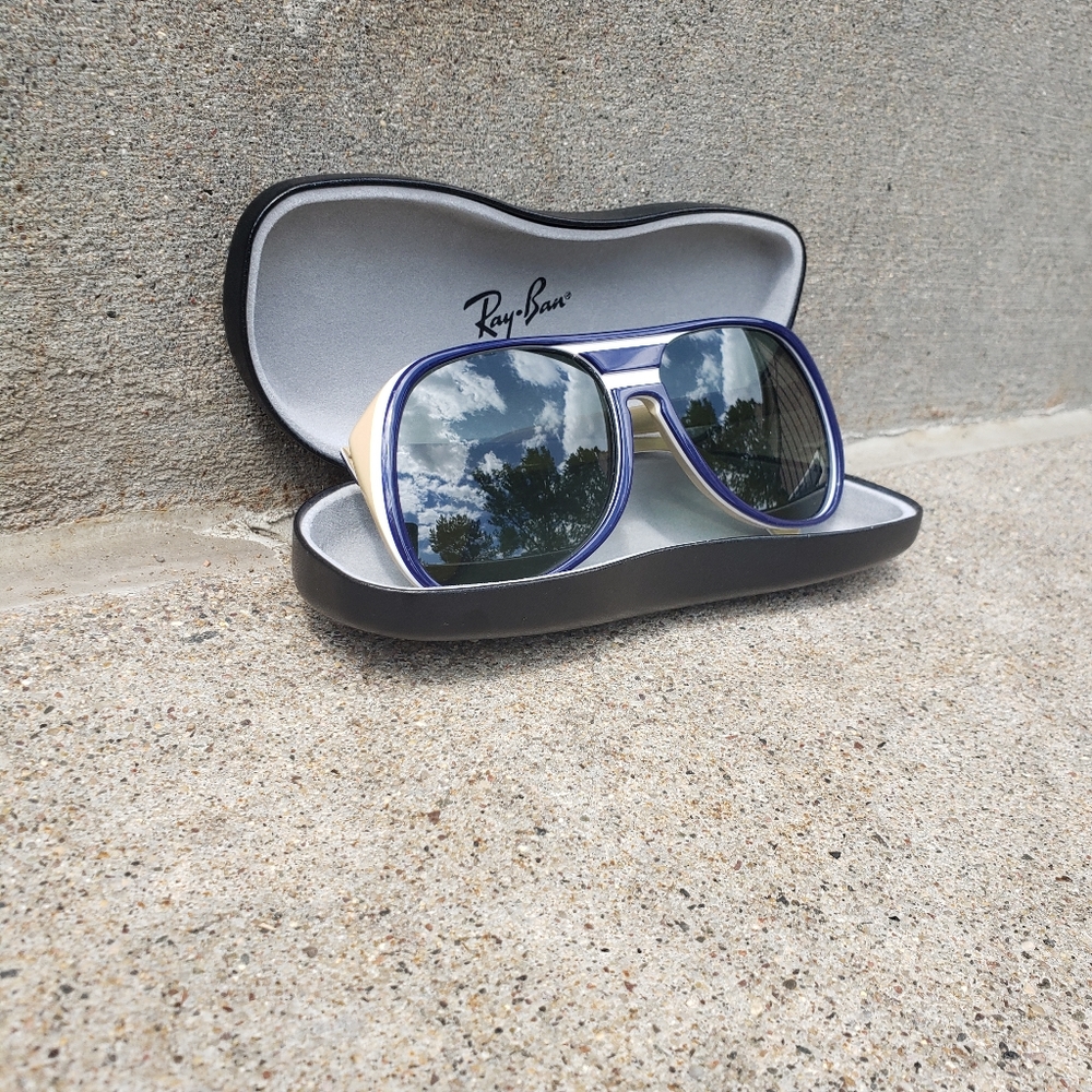 Vintage Ray-Ban B&L USA Timberline Sunglasses